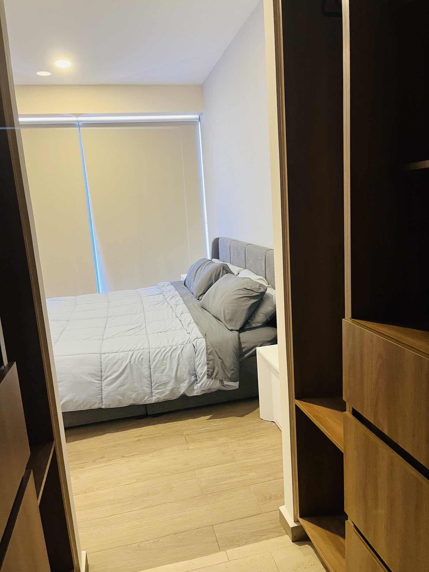 Bedroom, view from the entry